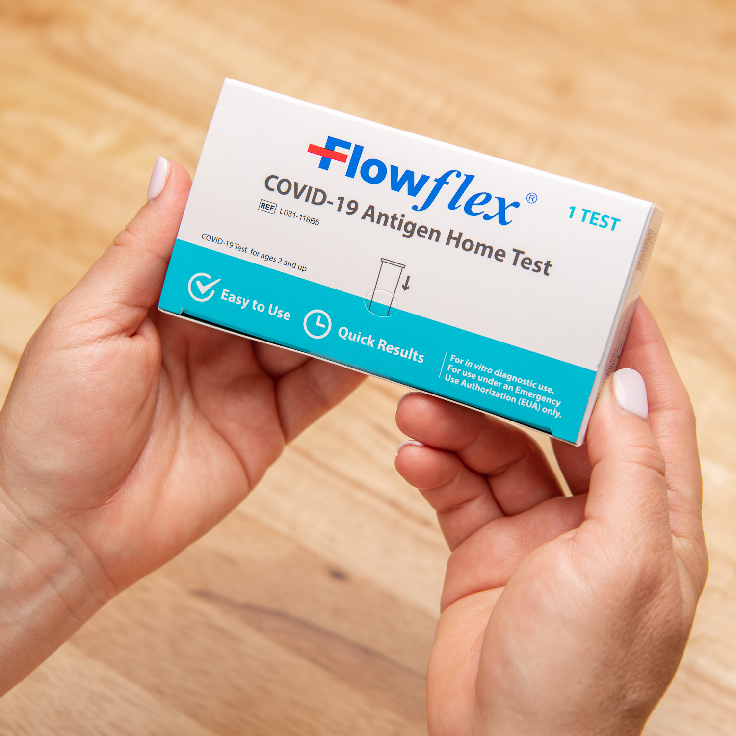 Box of 5 flowflex covid-19 antigen self-tests per nasal swab